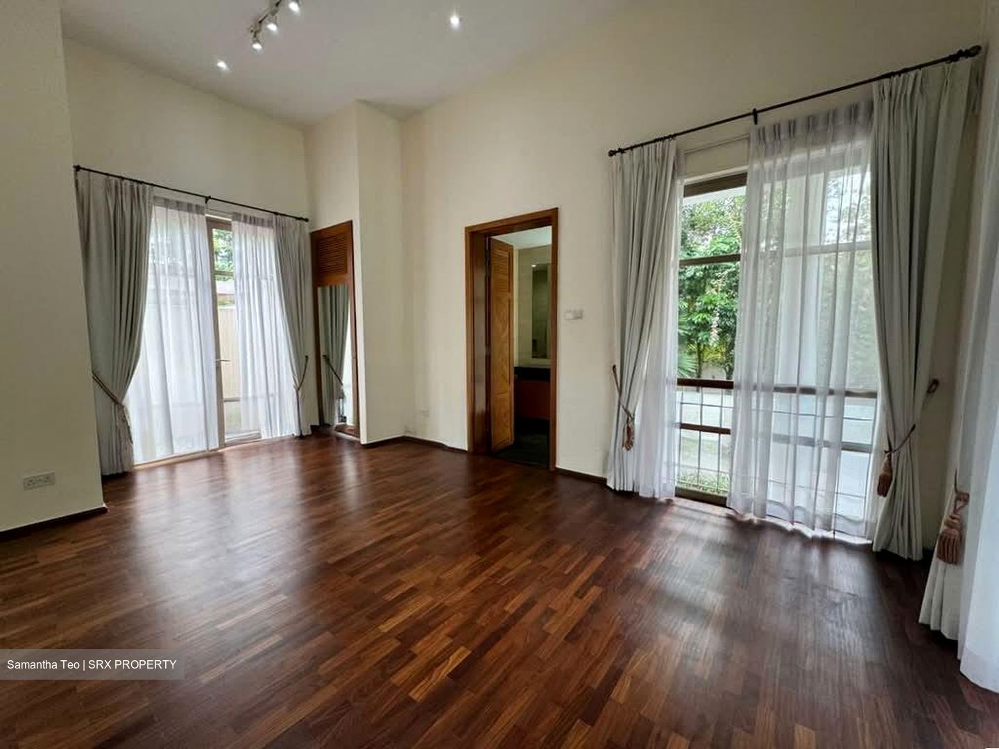 Belmont Road (D10), Detached #549503271